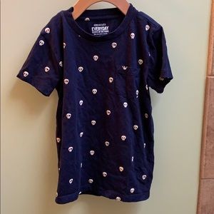 Cute CrewCuts T-shirt with skull design glows